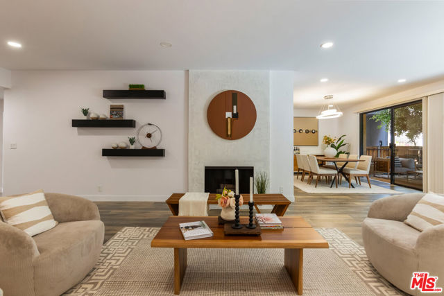 1210 N Kings Road, West Hollywood CA: https://media.crmls.org/mediaz/0dd162bf-f4fb-4bcf-89de-c6741d6c4294.jpg