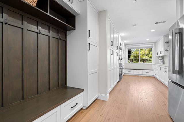 301 Cantle Lane, Encinitas CA: https://media.crmls.org/mediaz/0dd196a5-88c0-45a7-9506-ebcf34717802.jpg