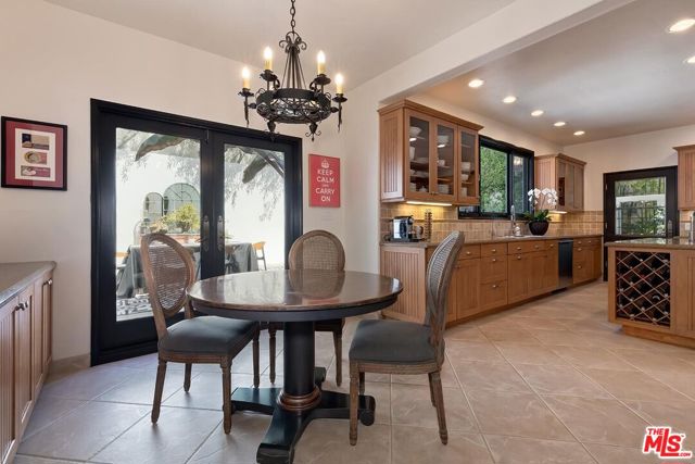 2420 Chislehurst Drive, Los Angeles CA: https://media.crmls.org/mediaz/0dd2dffd-f863-465b-9e2d-43c721454882.jpg