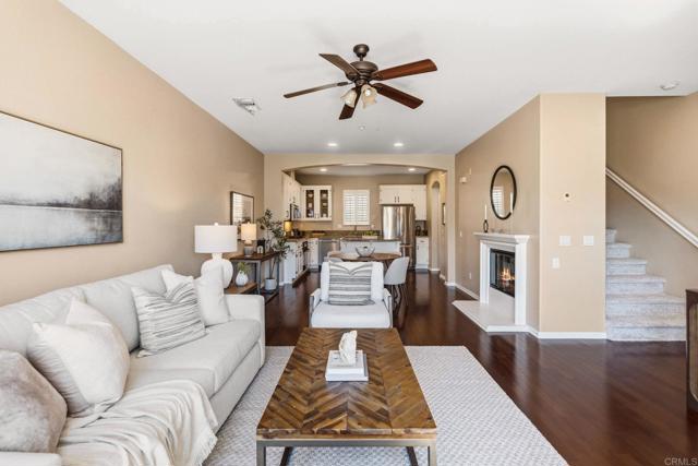 Detail Gallery Image 5 of 51 For 16914 Torbett Ln #16,  San Diego,  CA 92127 - 2 Beds | 2/1 Baths