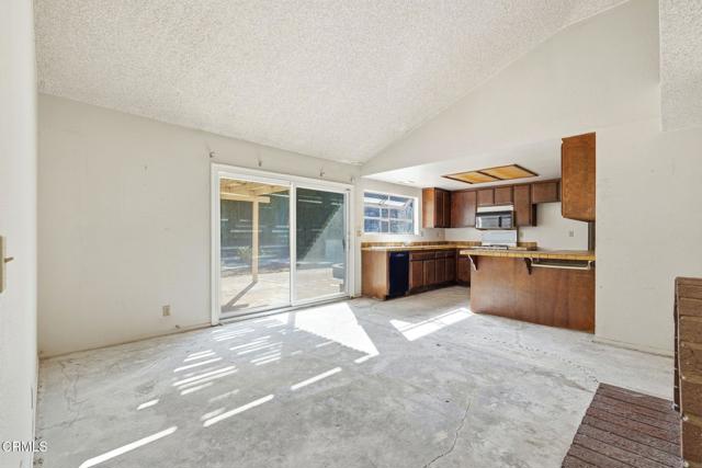 Detail Gallery Image 17 of 38 For 295 E Blue Mountain Way, Claremont,  CA 91711 - 3 Beds | 2 Baths