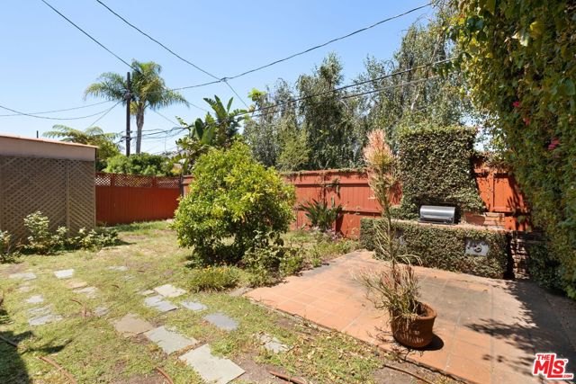 1541 Cardiff Avenue, Los Angeles CA: https://media.crmls.org/mediaz/0dd442f5-1127-4e7b-8f5c-89dec6e45604.jpg