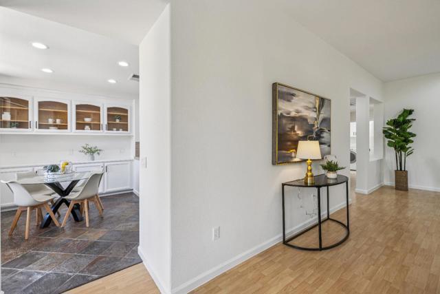 5365 SILVER KNOLL Court, San Jose CA: https://media.crmls.org/mediaz/0dd5303b-0ca3-4592-a3a2-ae24c512b204.jpg