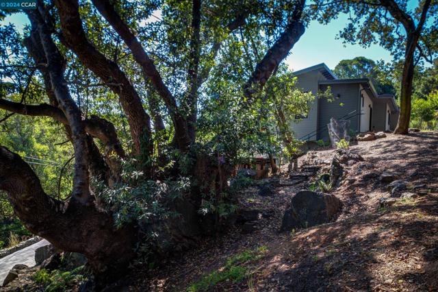 Image 27 of 30 For 5924 Park Ave