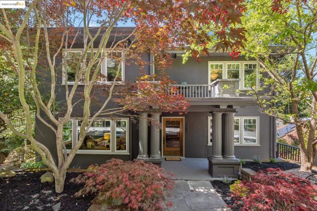733 Carlston Ave., Oakland CA: https://media.crmls.org/mediaz/0dd5f5f2-c6f7-4954-941f-88b1e1464fa3.jpg