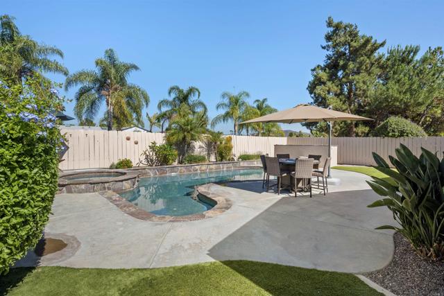 10347 WOODROSE AVE, Santee CA: https://media.crmls.org/mediaz/0dd7480a-adb7-4df9-be5a-2119e6fb6ed4.jpg