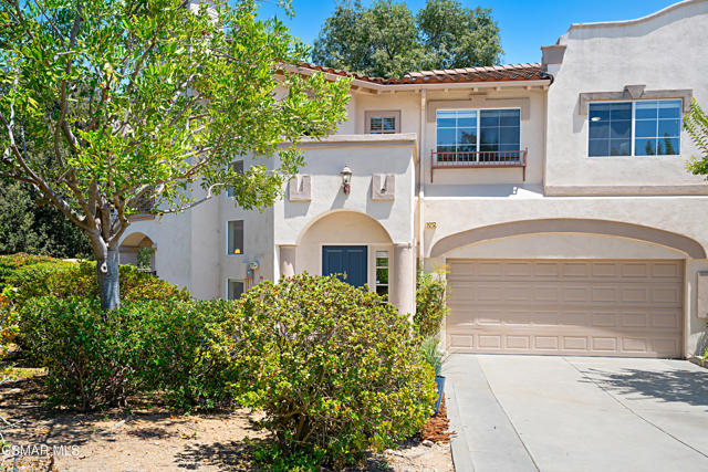 1012 Pan Court, Newbury Park CA: https://media.crmls.org/mediaz/0dd74928-f5be-475d-ae0c-a55f217d7539.jpg