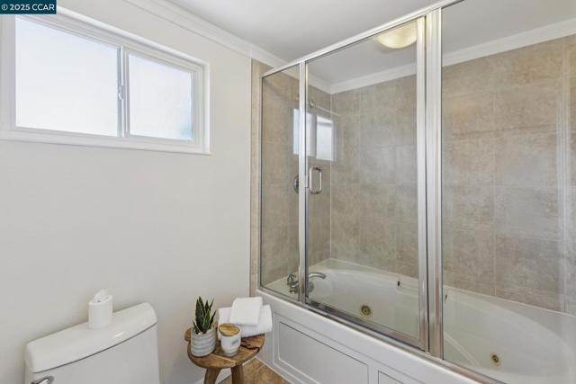 36 Playa Ct, San Ramon CA: https://media.crmls.org/mediaz/0dd7edb8-aa47-4ef1-8a90-386fb2f7be2b.jpg