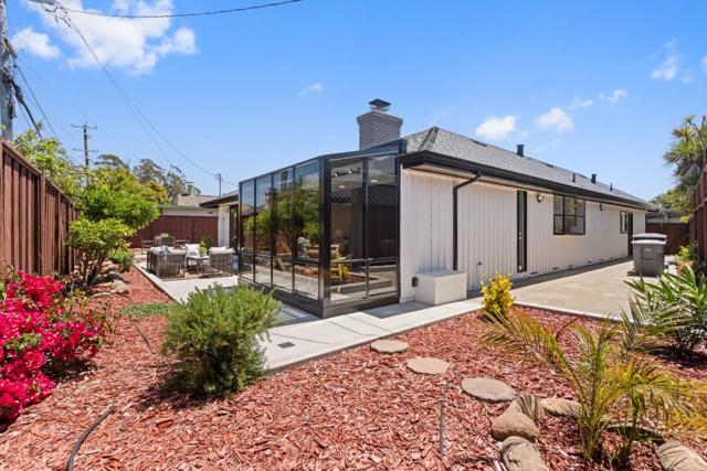 8 Claremont Court, Millbrae CA: https://media.crmls.org/mediaz/0dd97556-c005-4302-861d-e53e2bdba819.jpg