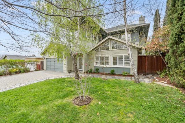 1050 Connecticut Drive, Redwood City CA: https://media.crmls.org/mediaz/0dd98e2e-1498-48b3-bbbe-3b6fd300663d.jpg