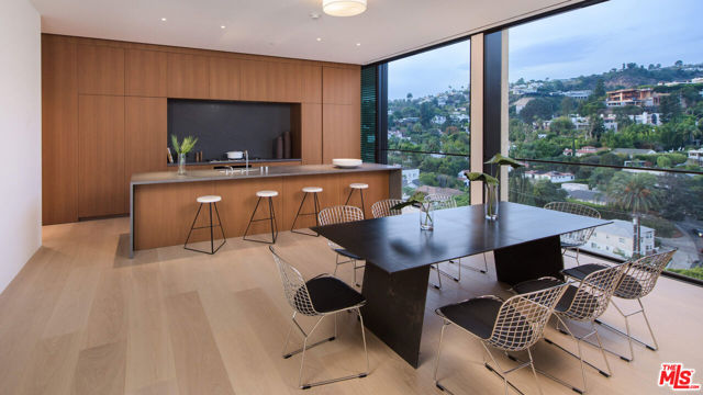 9040 W Sunset Blvd, West Hollywood CA: https://media.crmls.org/mediaz/0dd9e58c-0262-40b0-895b-c5ab53b02cfb.jpg