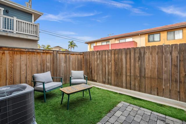 1343 Holly Ave, Imperial Beach CA: https://media.crmls.org/mediaz/0dda28ba-323c-4a39-a278-f6ec74ed0c36.jpg