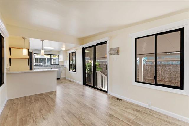 750 47th Avenue, Capitola CA: https://media.crmls.org/mediaz/0ddb185a-d9a5-420b-8d99-b8a83881fbd1.jpg