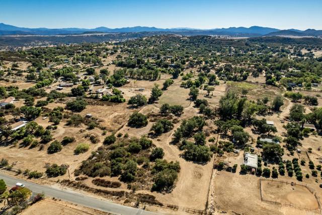 Detail Gallery Image 18 of 57 For 19010 Paradise Mountain Road, Valley Center,  CA 92082 - 3 Beds | 2 Baths