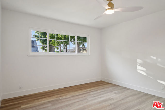 23681 Cavanaugh Road, Lake Forest CA: https://media.crmls.org/mediaz/0ddb7056-7e49-4b6e-a40c-35dc7ec619bf.jpg