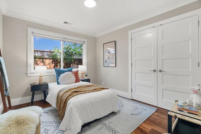 1271 Petersen Court, Los Altos CA: https://media.crmls.org/mediaz/0ddd6f65-4d87-494f-9a9f-e0af74db40a1.jpg