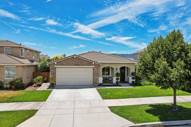 812 Geronimo Street, Gilroy CA: https://media.crmls.org/mediaz/0dde2f7d-ac70-4024-806b-d696a6937e6d.jpg