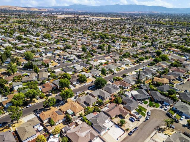 3006 Warrington Avenue, San Jose CA: https://media.crmls.org/mediaz/0dde5504-ef1d-4ed1-9c10-366aa3263cc5.jpg