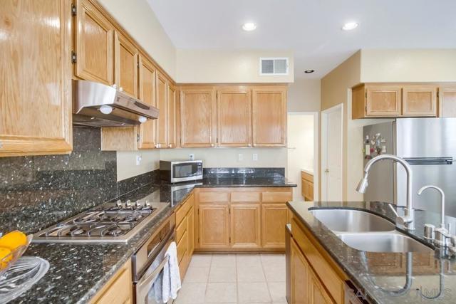 13837 Fontanelle Pl, San Diego CA: https://media.crmls.org/mediaz/0dded7e1-1c6e-4082-89f0-3db92e59a7d5.jpg