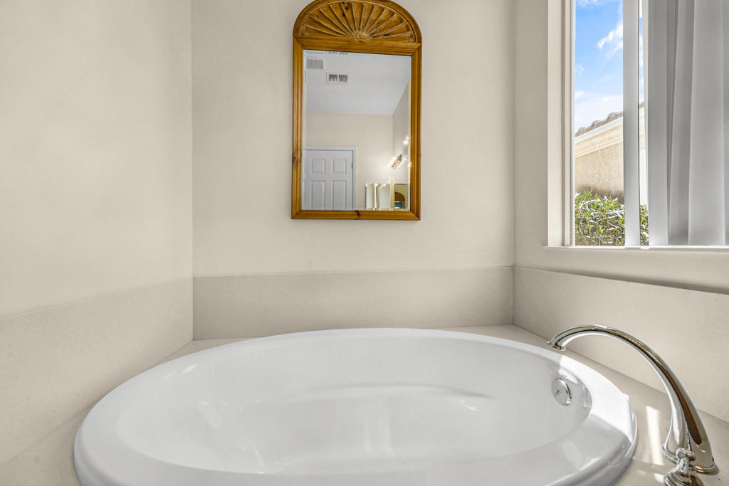 MLS #219138972DA image #16