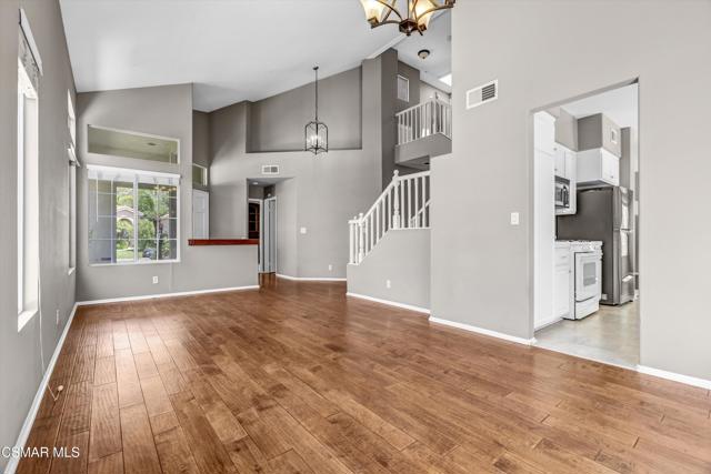 Image 6 of 41 For 4759 Rhapsody Drive