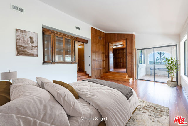 13033 Sky Valley Road, Los Angeles CA: https://media.crmls.org/mediaz/0de1fec7-edee-47de-afee-1649910b5f0d.jpg