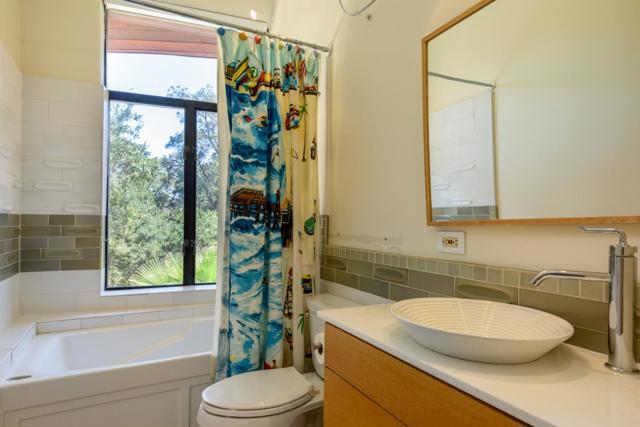 3527 Oak Knoll Drive, Redwood City CA: https://media.crmls.org/mediaz/0de30434-8163-4d4b-936f-83c0c93179ad.jpg