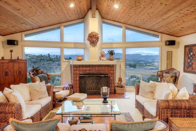 2848 Sunset Hills, Escondido CA: https://media.crmls.org/mediaz/0de377f9-939b-4e5c-8eed-0eb55875f20a.jpg