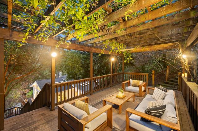 2937 San Juan Boulevard, Belmont CA: https://media.crmls.org/mediaz/0de5d154-e2e1-4b6c-8c7e-8639935fc248.jpg