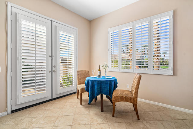 35882 Royal Sage Court, Palm Desert CA: https://media.crmls.org/mediaz/0de6398e-93a1-467b-9d39-881fafb600cb.jpg