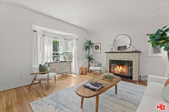 4051 Cartwright Avenue photo 7