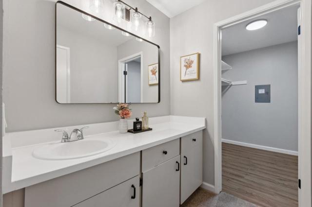 340 Vallejo Drive, Millbrae CA: https://media.crmls.org/mediaz/0de7ec03-212f-48bc-80cc-409945fd5e66.jpg