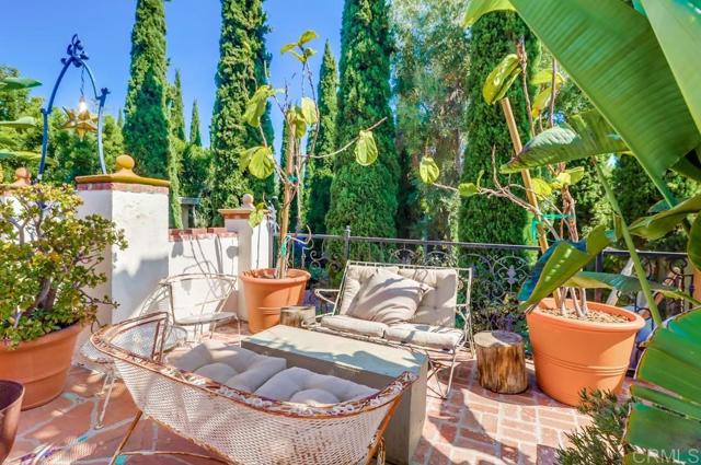 Detail Gallery Image 72 of 73 For 3014 Xenophon St, Point Loma,  CA 92106 - 5 Beds | 3 Baths