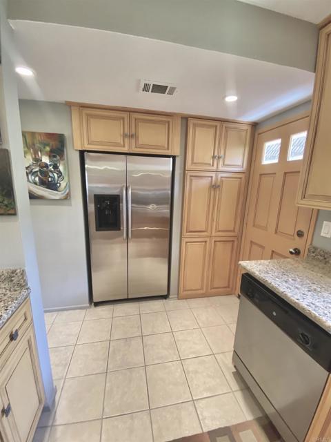 Detail Gallery Image 8 of 22 For 34354 Laura Way, Rancho Mirage,  CA 92270 - 3 Beds | 2 Baths
