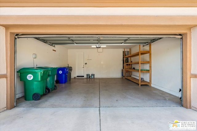 31505 Calle Amigos, Cathedral City CA: https://media.crmls.org/mediaz/0deab928-6ab2-4df7-83cc-d6849f0ddb57.jpg