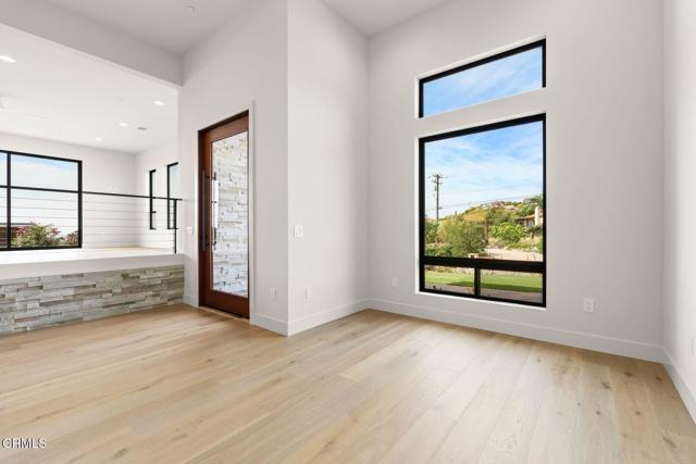 Detail Gallery Image 14 of 32 For 872 via Ondulando, Ventura,  CA 93004 - 4 Beds | 3/1 Baths