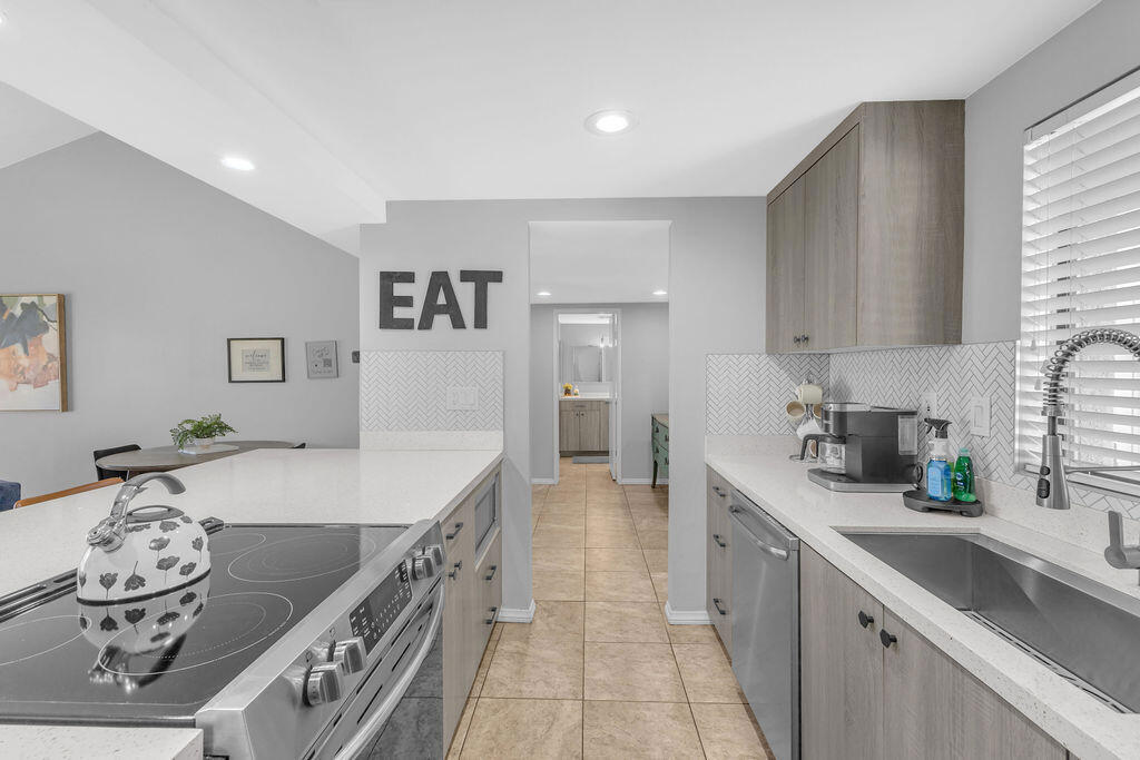 MLS #219139156DA image #2