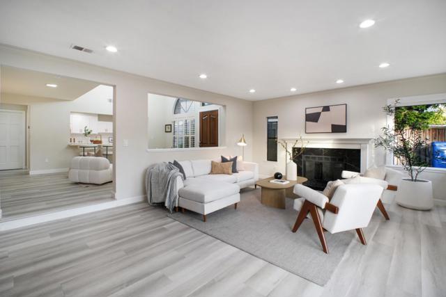 122 Purcell Drive, Alameda CA: https://media.crmls.org/mediaz/0deb8ef0-6be6-49c8-b5d2-09ba001261b3.jpg