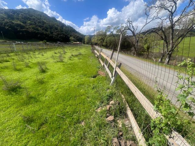 5390 Little Uvas Road, Morgan Hill CA: https://media.crmls.org/mediaz/0dec0f42-33b3-4887-9277-24c2355e3756.jpg