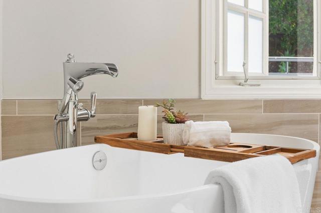 Detail Gallery Image 33 of 59 For 6829 Corintia St, Carlsbad,  CA 92009 - 4 Beds | 3/1 Baths