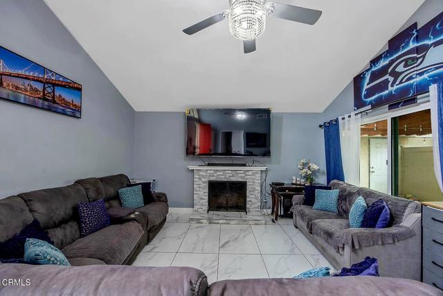 Detail Gallery Image 5 of 30 For 502 Holly Ave, Oxnard,  CA 93036 - 4 Beds | 2 Baths