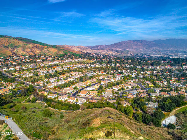 17900 Bull Canyon Road, Granada Hills CA: https://media.crmls.org/mediaz/0ded9b0a-bf14-43ff-8b50-d7ee30030dee.jpg