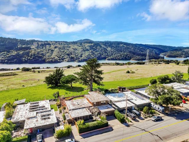 1760 Lexington Avenue, San Mateo CA: https://media.crmls.org/mediaz/0dee016c-4301-414b-863e-cfe7895f715f.jpg