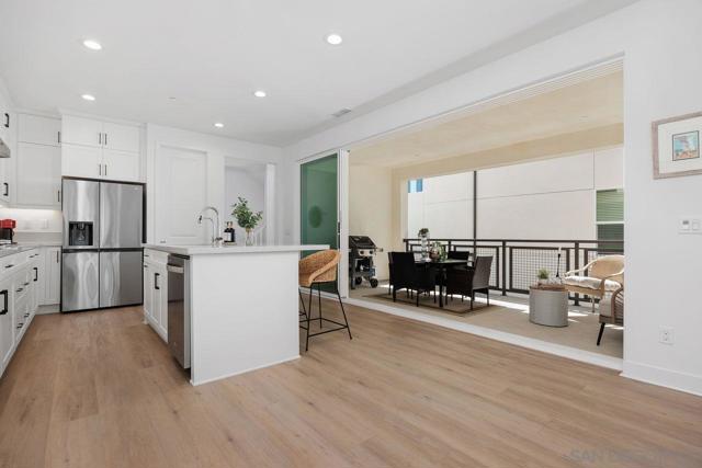 8021 Rubicon, San Diego CA: https://media.crmls.org/mediaz/0dee41b0-3f62-4787-a534-d23cd79928c8.jpg