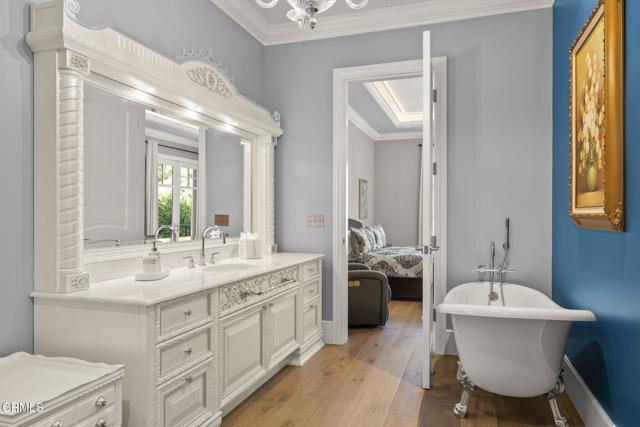 Detail Gallery Image 52 of 64 For 2112 Trentham Rd, –,  CA 91361 - 5 Beds | 4/1 Baths