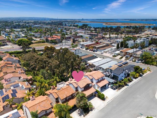 4465 GESNER STREET, San Diego CA: https://media.crmls.org/mediaz/0dee97f6-1c70-42bb-8cea-f3651e77abeb.jpg