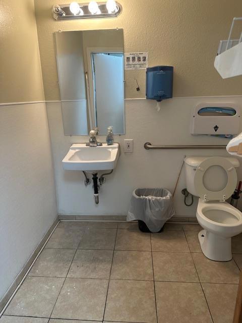 5882 5882 Mowry School Road, Newark CA: https://media.crmls.org/mediaz/0def5788-7e9a-4b66-ad4d-8229ac1c6420.jpg