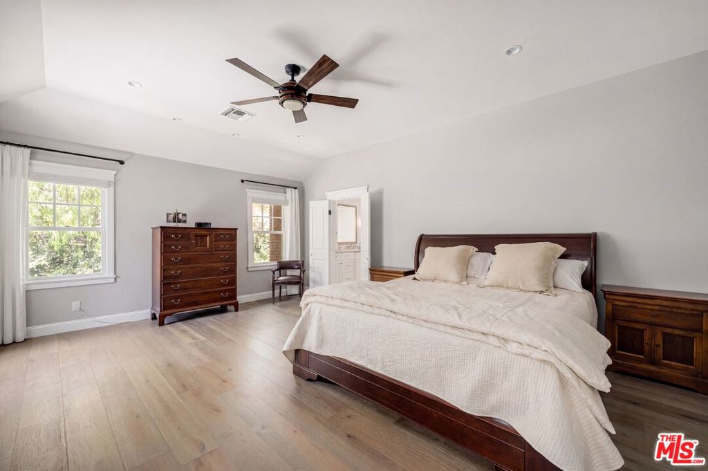 MLS #26844393 image #25