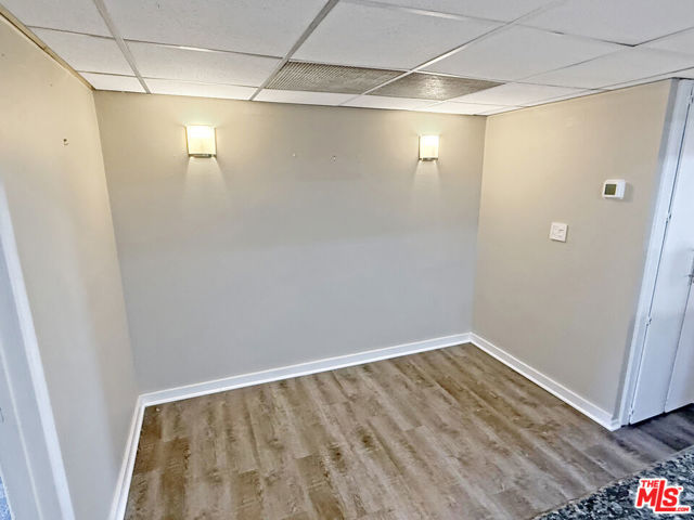 23401 Park Sorrento, Calabasas CA: https://media.crmls.org/mediaz/0df23c39-fb24-4626-93ad-3496a9668145.jpg