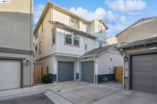 Image 1 of 59 For 37231 Sand Bar Place